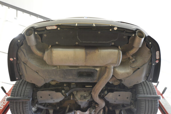 Splitter Trasero BMW 4 M-Pack G22 / G23 / G22 Facelift / G23 Facelift - Imagen 4