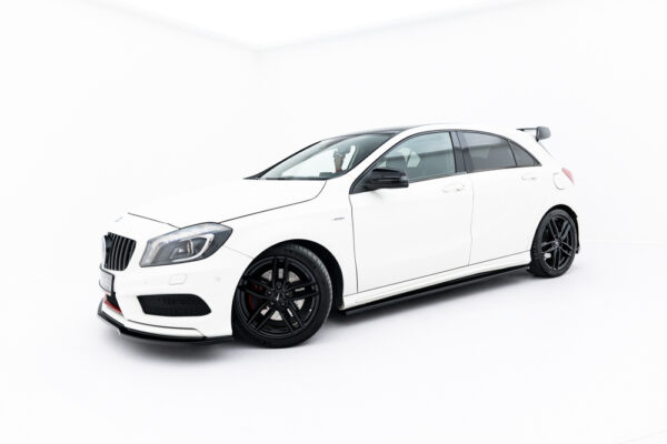 Difusores Laterales MERCEDES W176 AMG-LINE PREFACE - Imagen 2