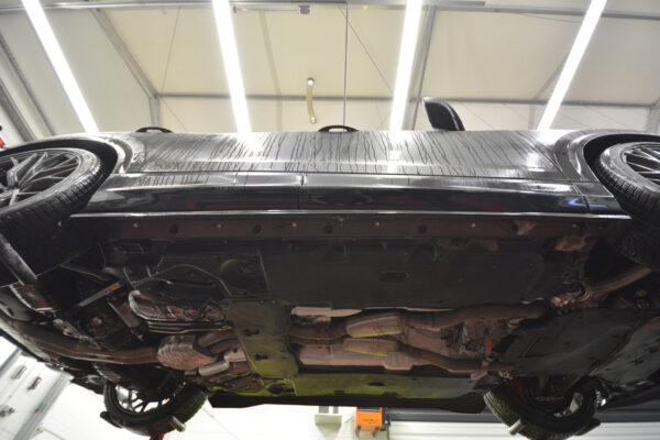 Difusores Laterales de Fibra de Carbono Audi RSQ8 Mk1 - Imagen 7