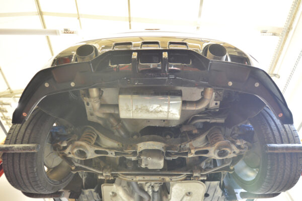 Splitter Trasero Ford Kuga ST Mk1 - Imagen 6