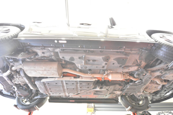 Difusores Laterales Lexus RX Standard / F-Sport Mk4 Facelift (version sin rieles originales)) - Imagen 7