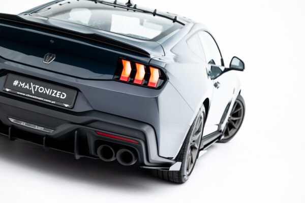 Flaps Traseros Racing Ford Mustang Dark Horse Mk7 - Imagen 1