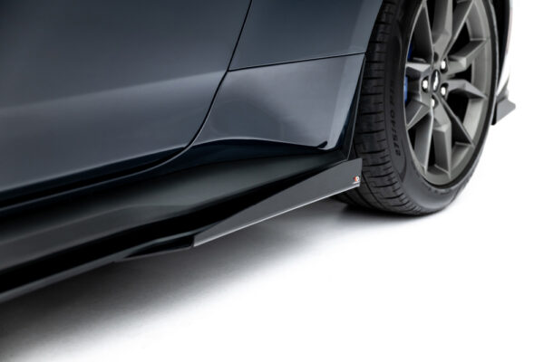 Flaps Laterales Racing Ford Mustang GT Mk7 - Imagen 1