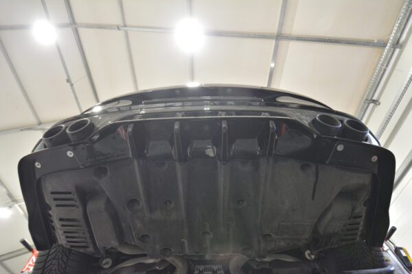 Splitter Trasero Mercedes-AMG CLE 53 C236 - Imagen 4