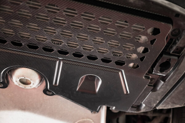 Tapa de Carter en Fibra de Carbono  BMW M2 G87 - Imagen 6